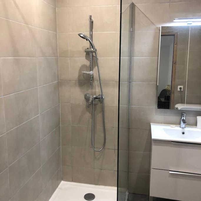 2 Pieces Avec Un Jardin Privatif Apartamento